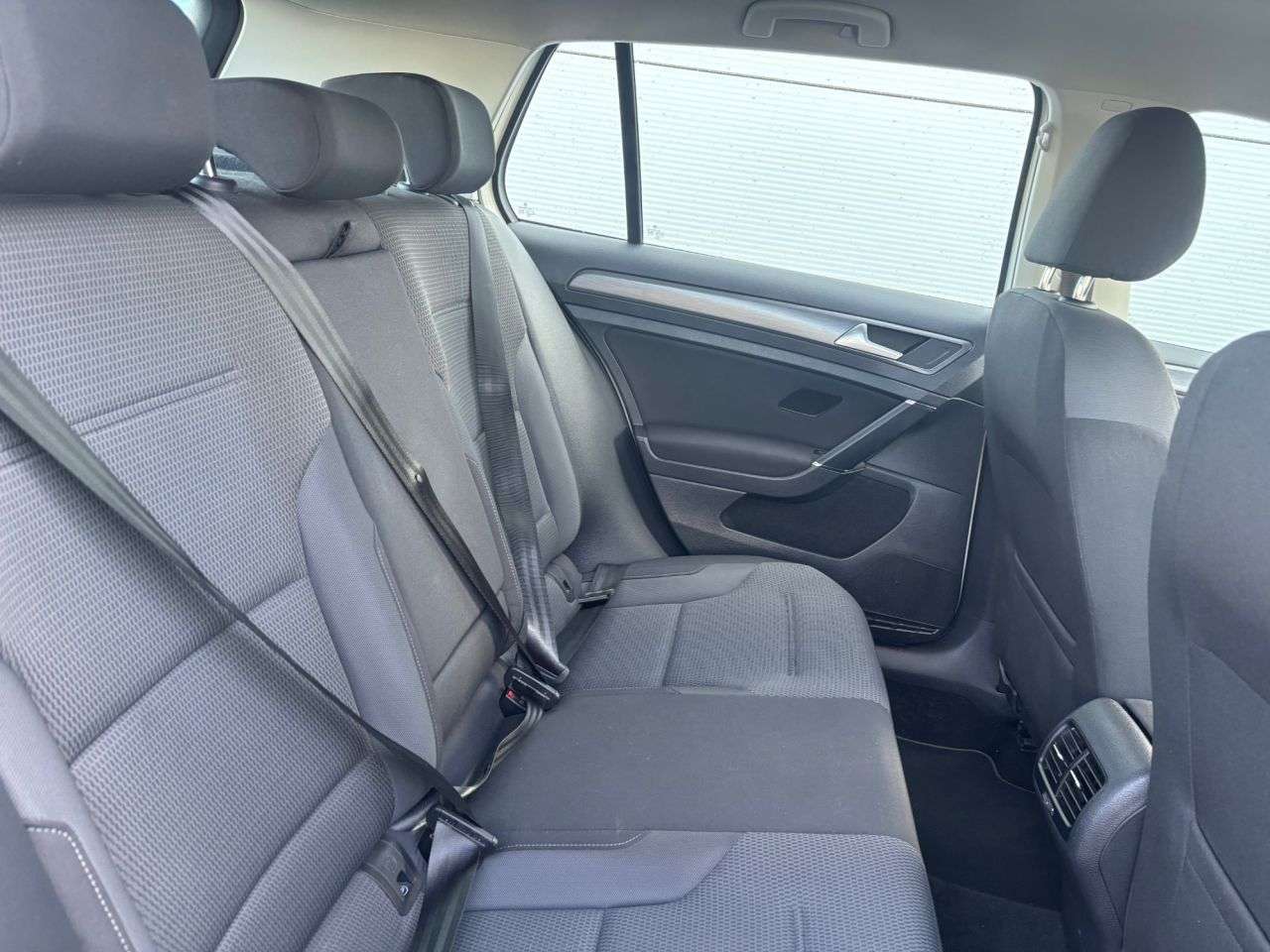 2017 VOLKSWAGEN E-GOLF 2017 VOLKSWAGEN E-GOLF