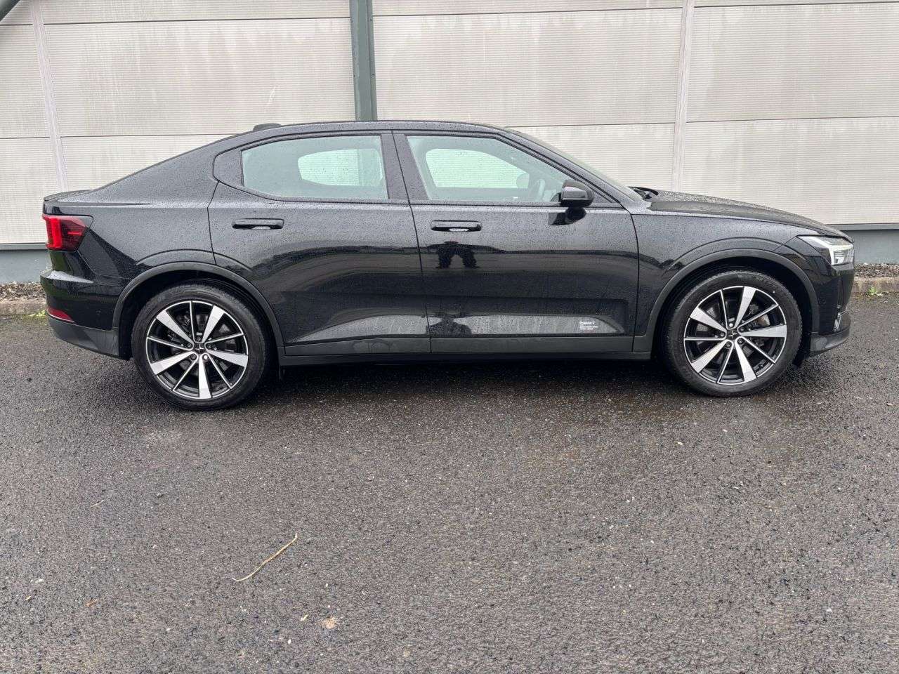 A 2022 POLESTAR POLESTAR 2 Dual Motor 78kWh Long Range Fastback 5dr Electric Auto 4WDE (408 ps) 360 CA A 2022 POLESTAR POLESTAR 2 Dual Motor 78kWh Long Range Fastback 5dr Electric Auto 4WDE (408 ps) 360 CA