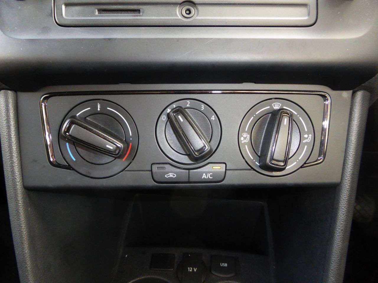 2014 VOLKSWAGEN POLO 2014 VOLKSWAGEN POLO