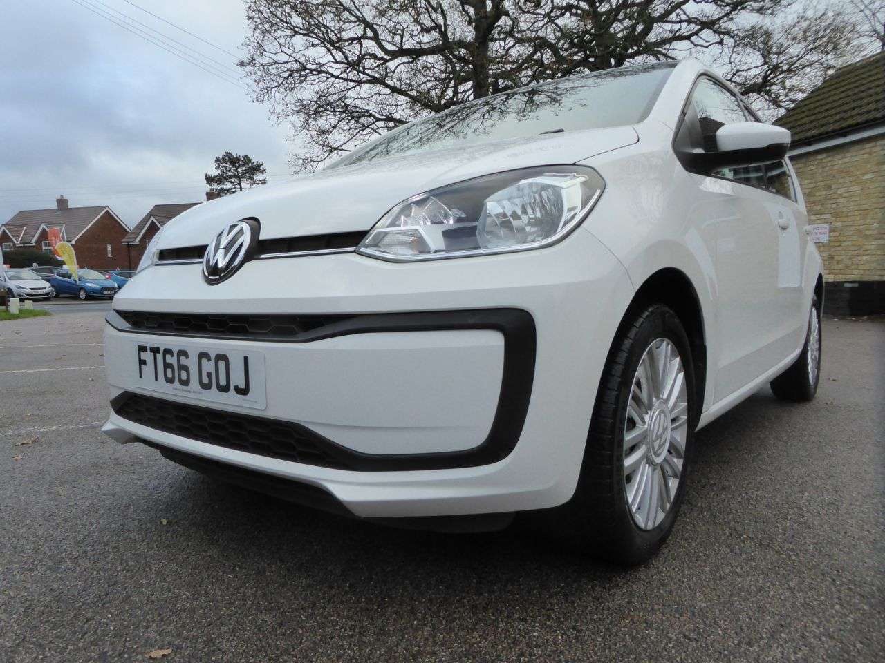 2017 VOLKSWAGEN UP! 2017 VOLKSWAGEN UP!