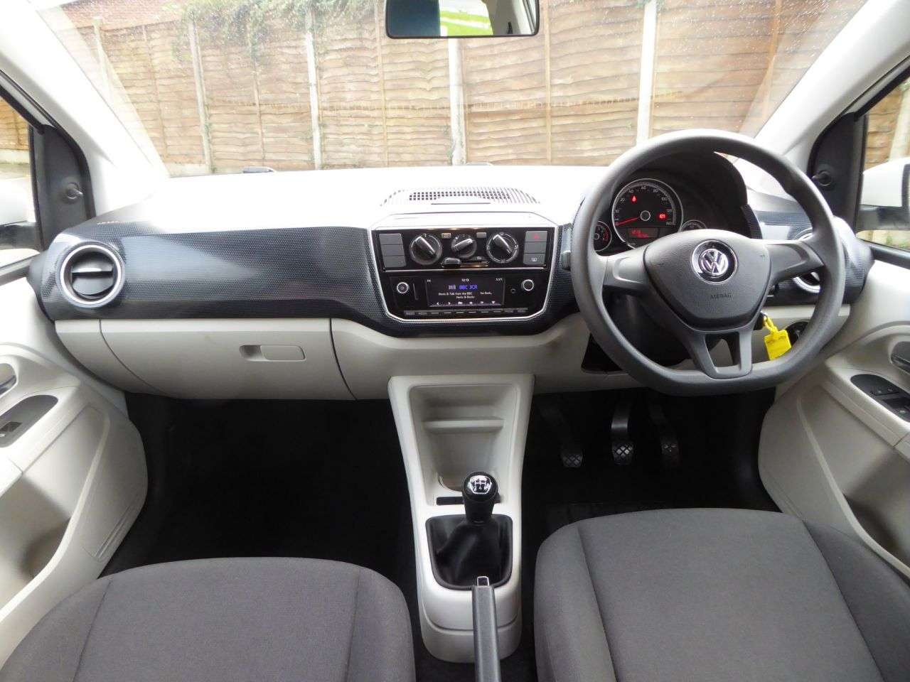 2017 VOLKSWAGEN UP! 2017 VOLKSWAGEN UP!