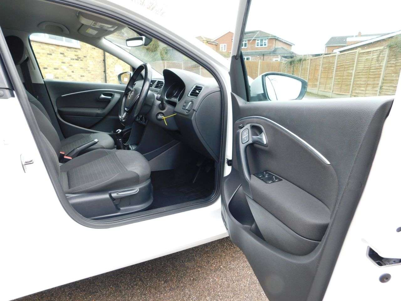 2017 VOLKSWAGEN POLO 2017 VOLKSWAGEN POLO