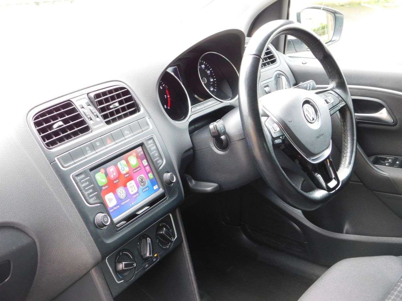 2017 VOLKSWAGEN POLO 2017 VOLKSWAGEN POLO