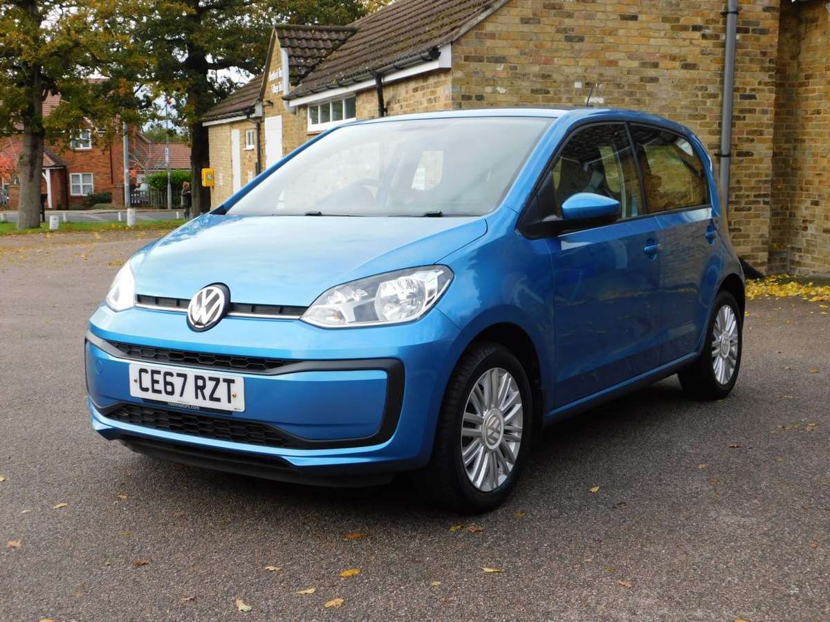 Check out this Volkswagen Up! 2017 Petrol Manual