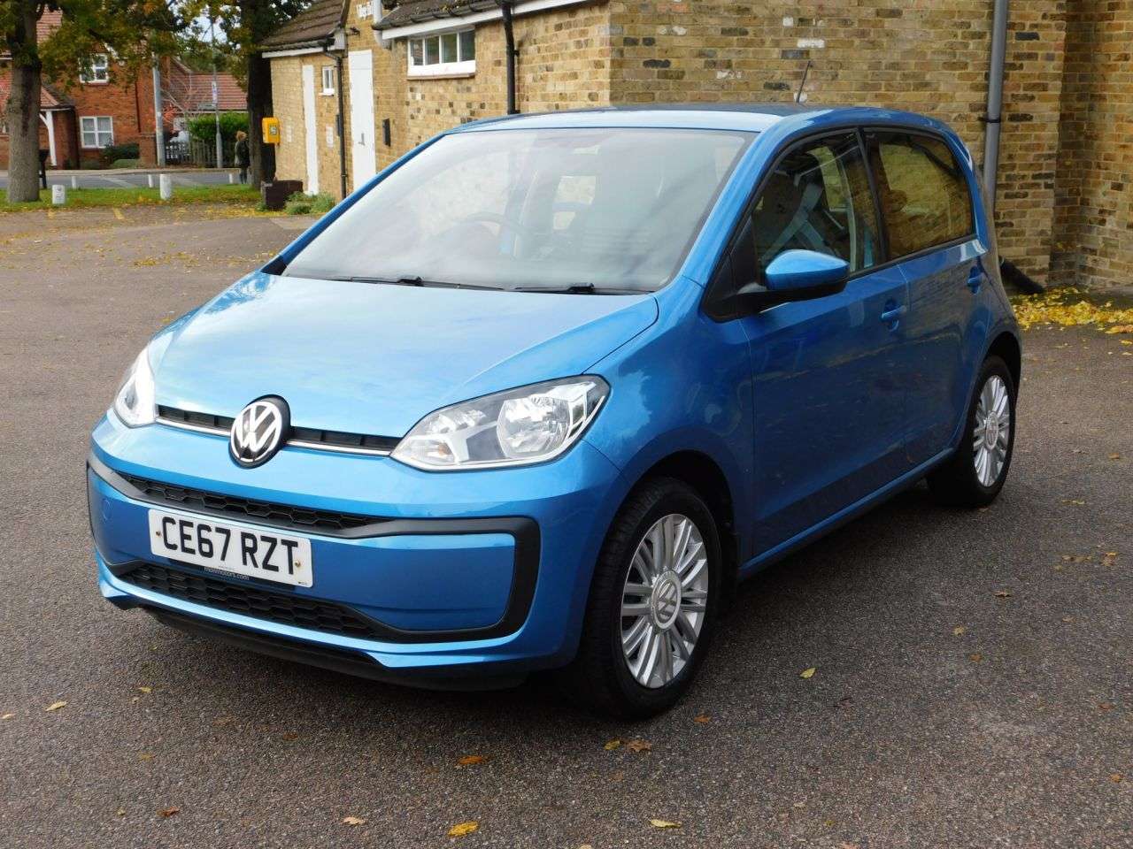 2017 VOLKSWAGEN UP! 2017 VOLKSWAGEN UP!