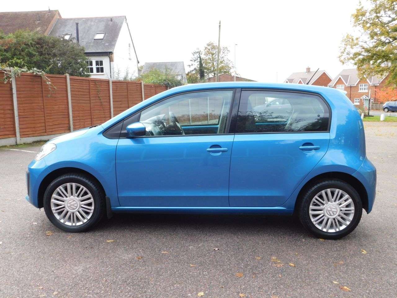 2017 VOLKSWAGEN UP! 2017 VOLKSWAGEN UP!