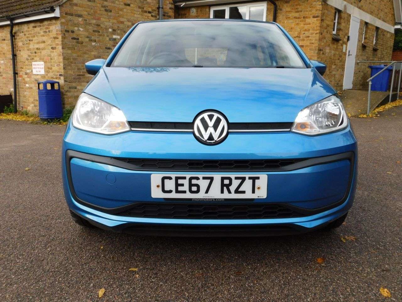 2017 VOLKSWAGEN UP! 2017 VOLKSWAGEN UP!