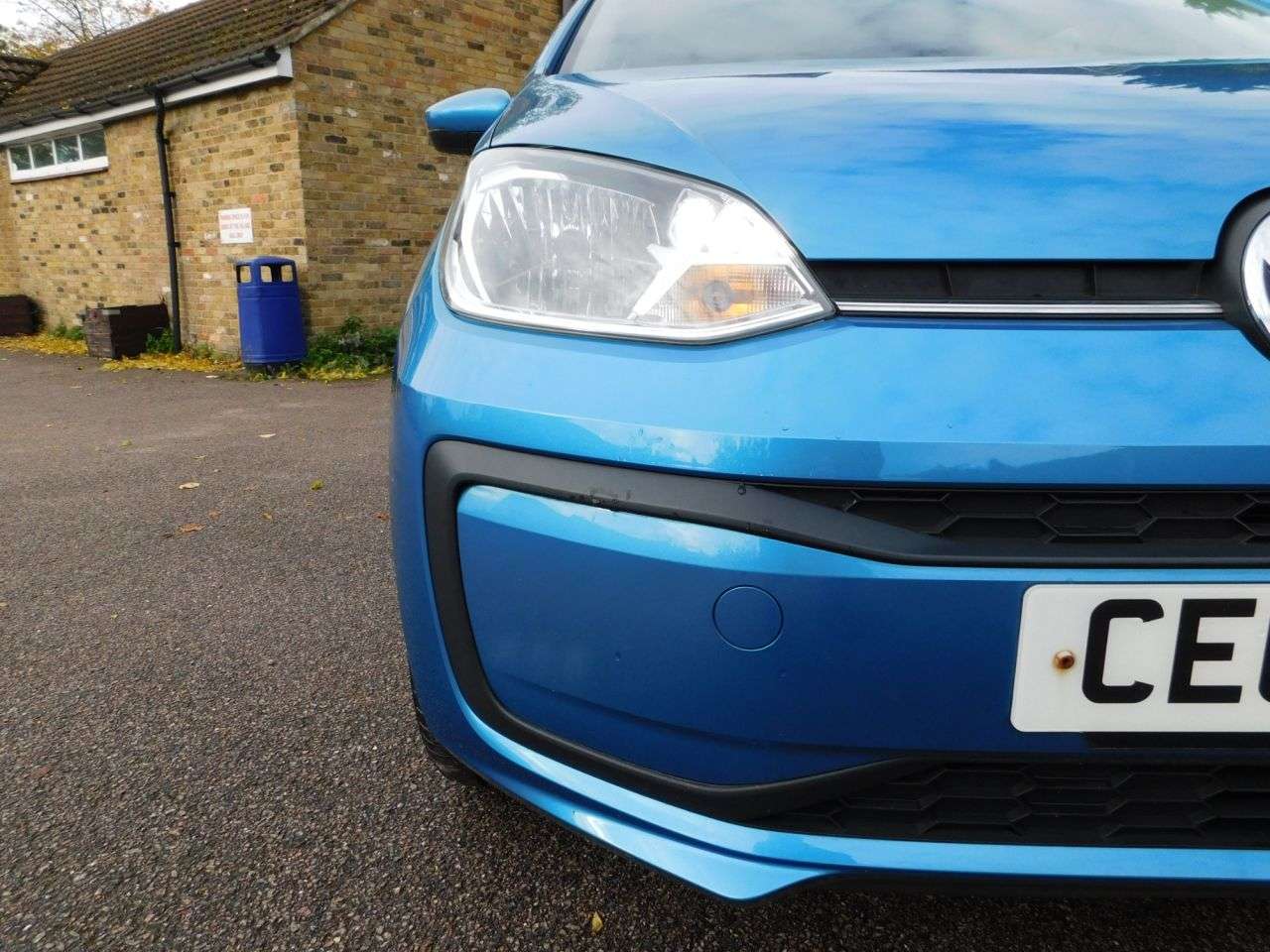 2017 VOLKSWAGEN UP! 2017 VOLKSWAGEN UP!