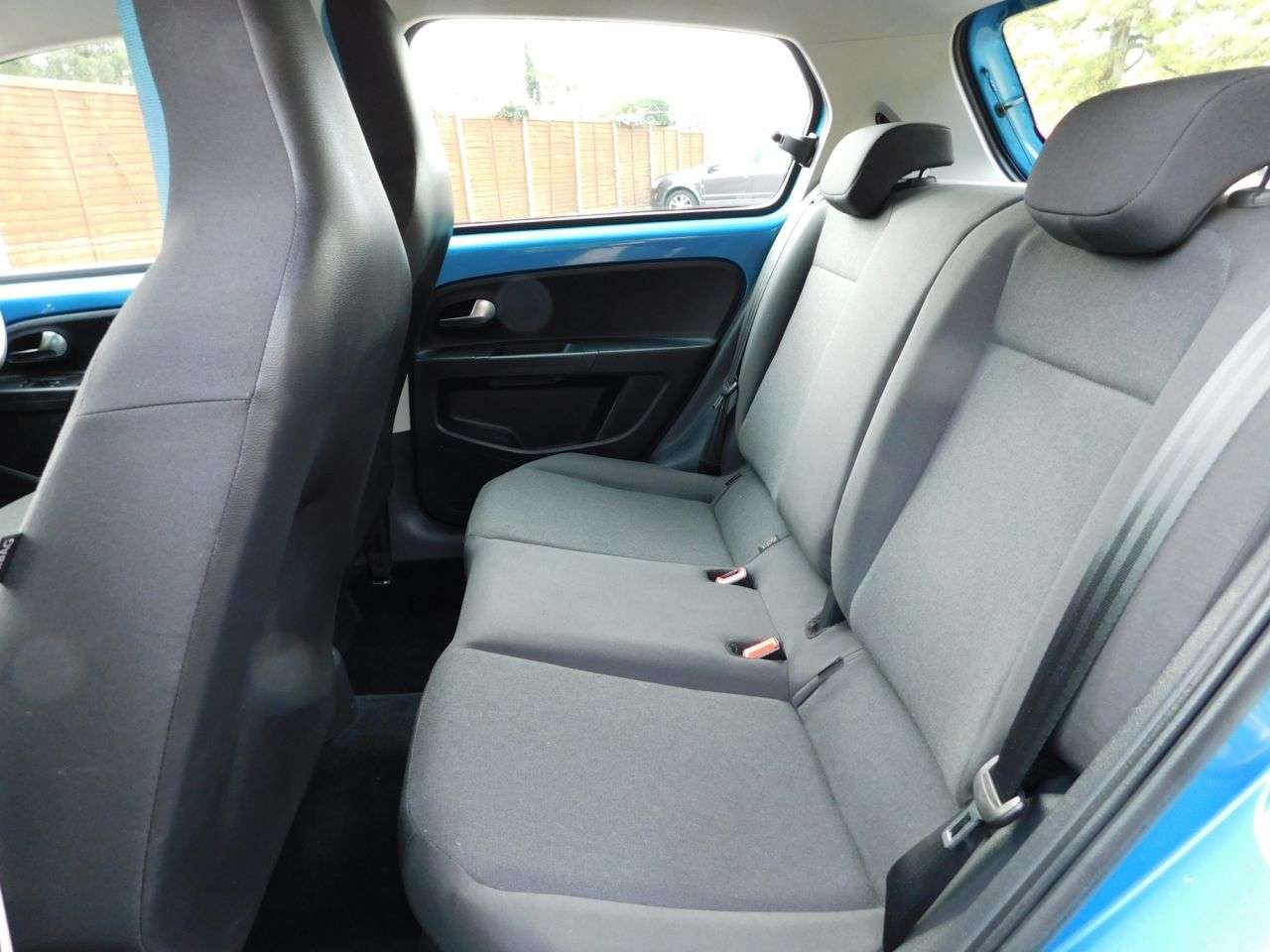 2017 VOLKSWAGEN UP! 2017 VOLKSWAGEN UP!