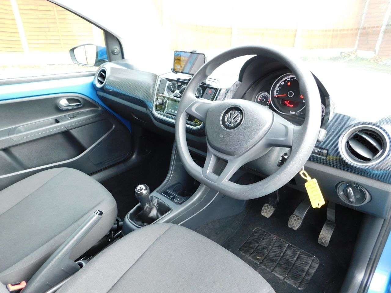 2017 VOLKSWAGEN UP! 2017 VOLKSWAGEN UP!