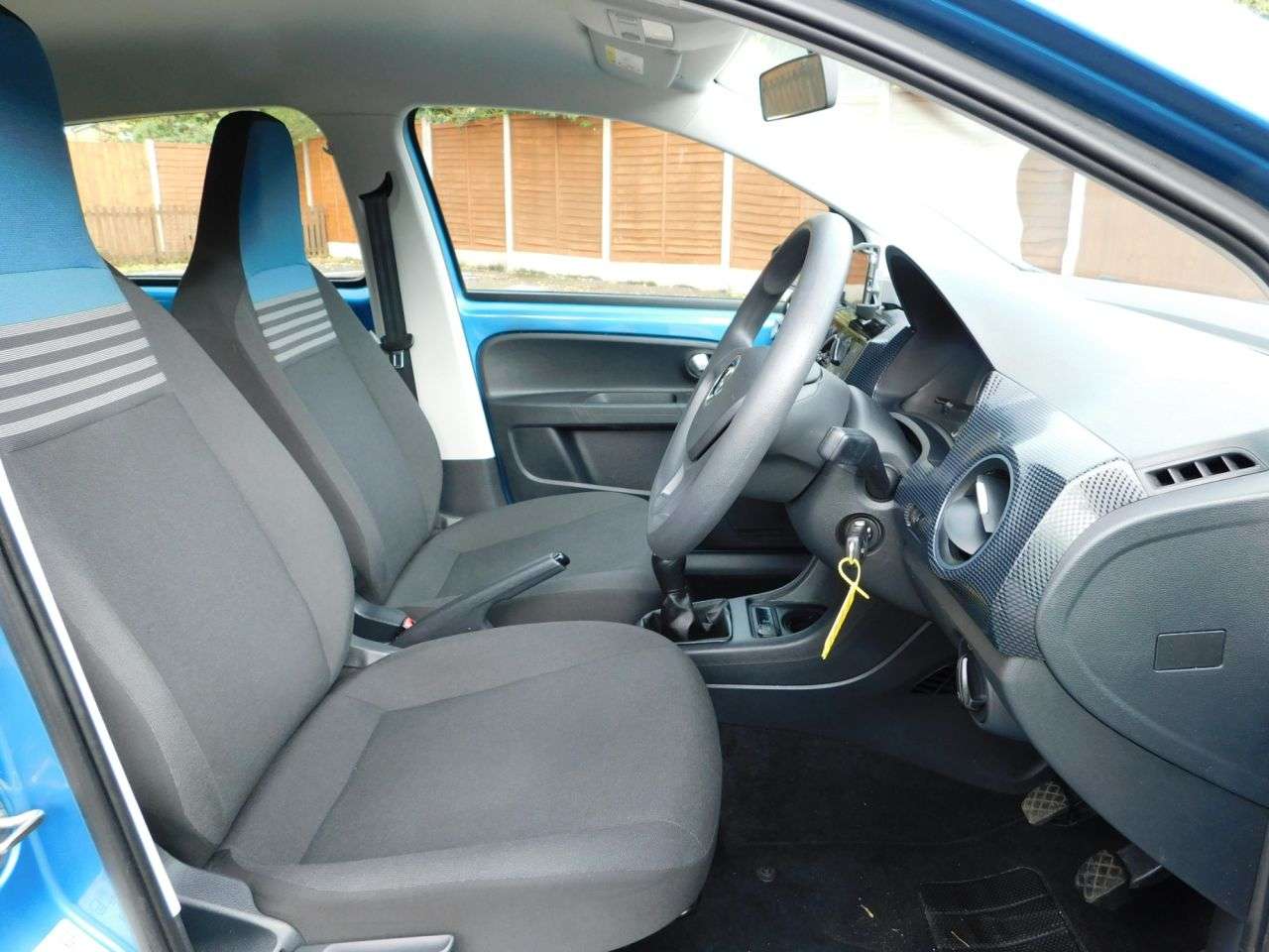 2017 VOLKSWAGEN UP! 2017 VOLKSWAGEN UP!