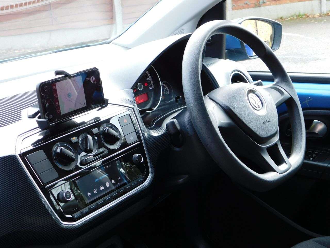 2017 VOLKSWAGEN UP! 2017 VOLKSWAGEN UP!