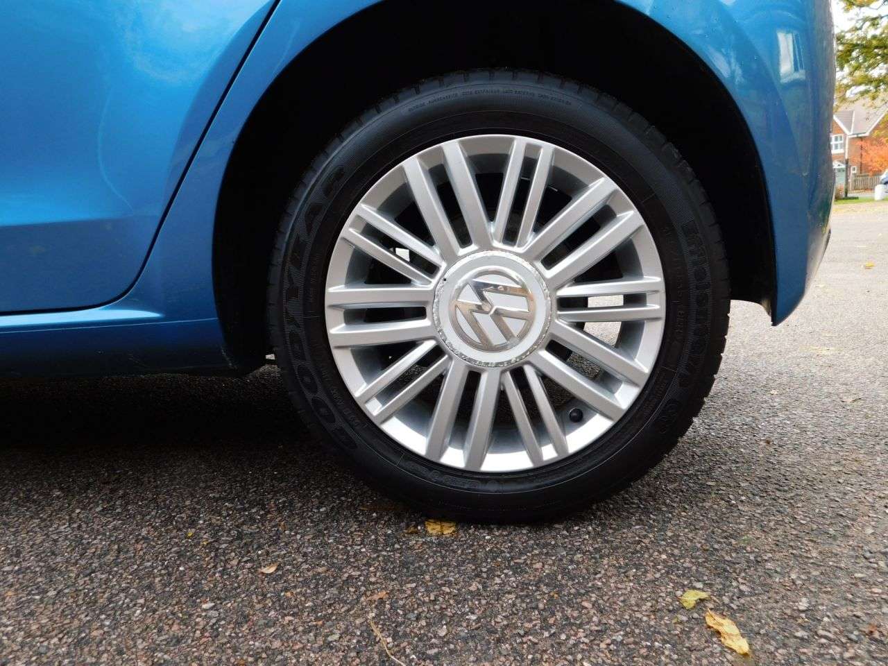 2017 VOLKSWAGEN UP! 2017 VOLKSWAGEN UP!