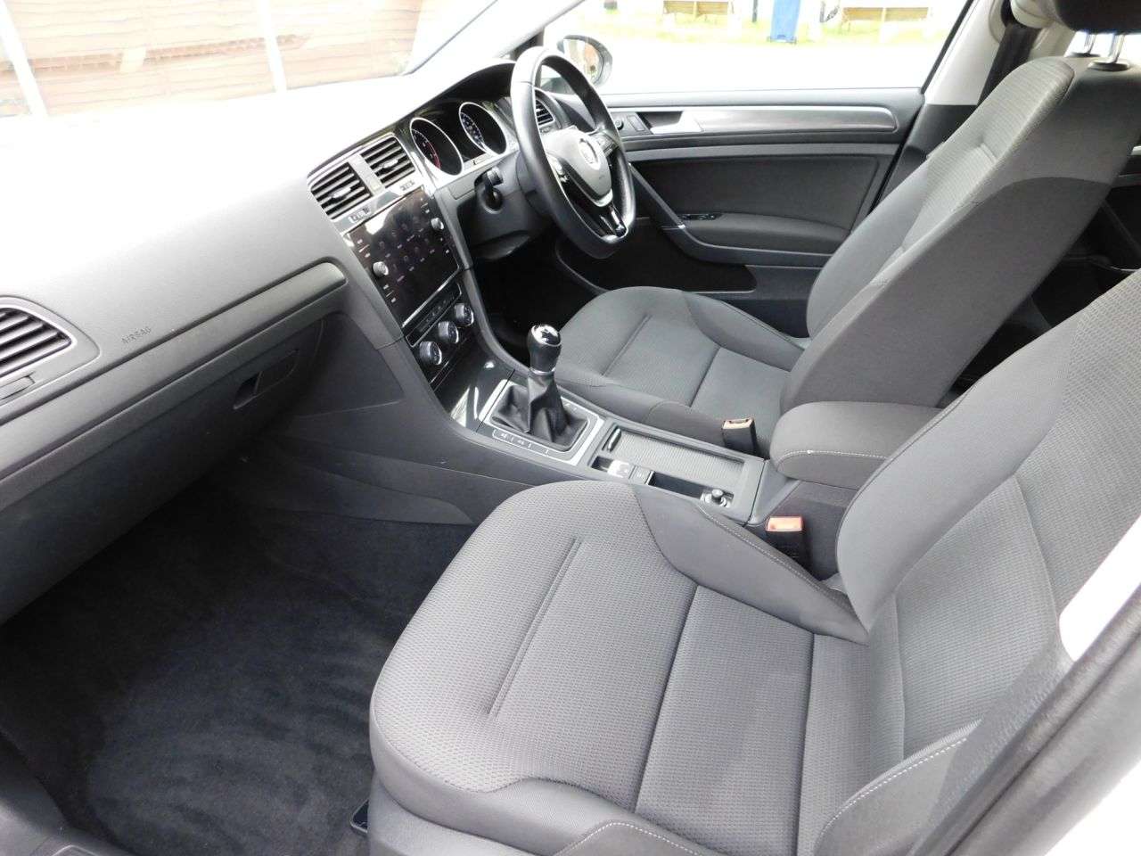 2018 VOLKSWAGEN GOLF 2018 VOLKSWAGEN GOLF