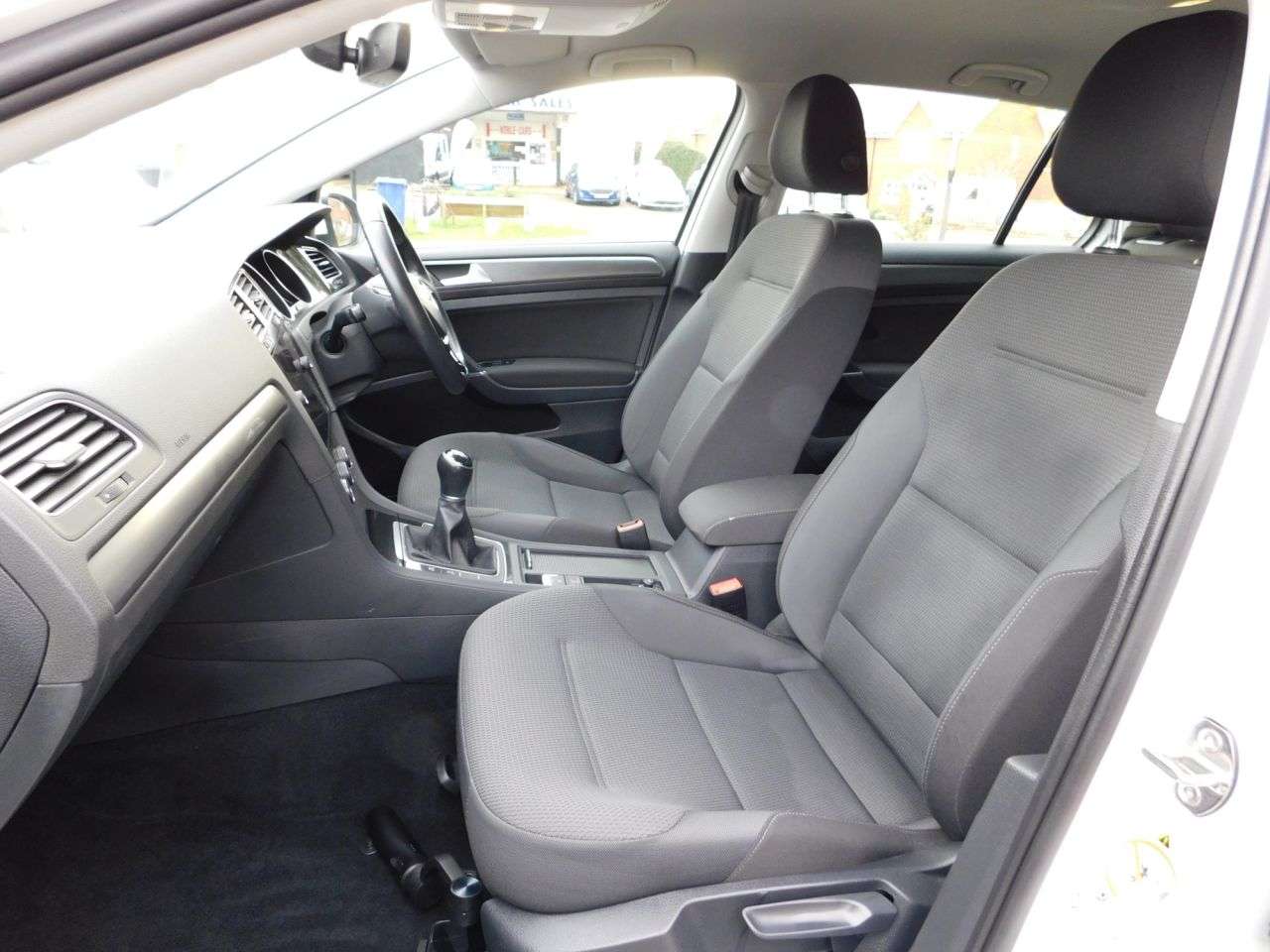 2018 VOLKSWAGEN GOLF 2018 VOLKSWAGEN GOLF