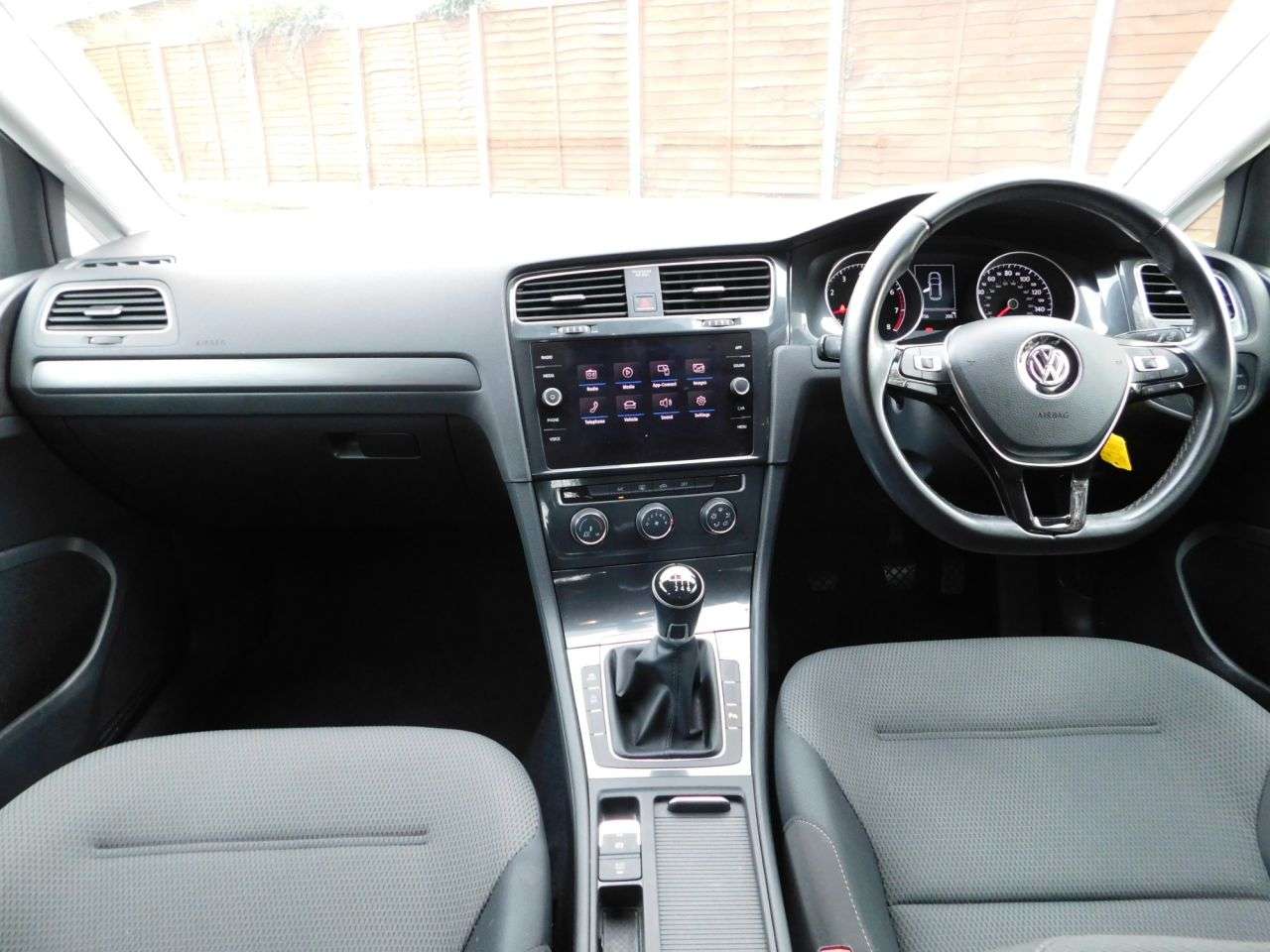 2018 VOLKSWAGEN GOLF 2018 VOLKSWAGEN GOLF