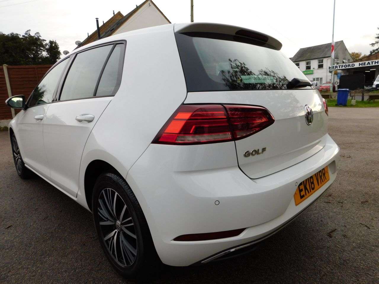 2018 VOLKSWAGEN GOLF 2018 VOLKSWAGEN GOLF