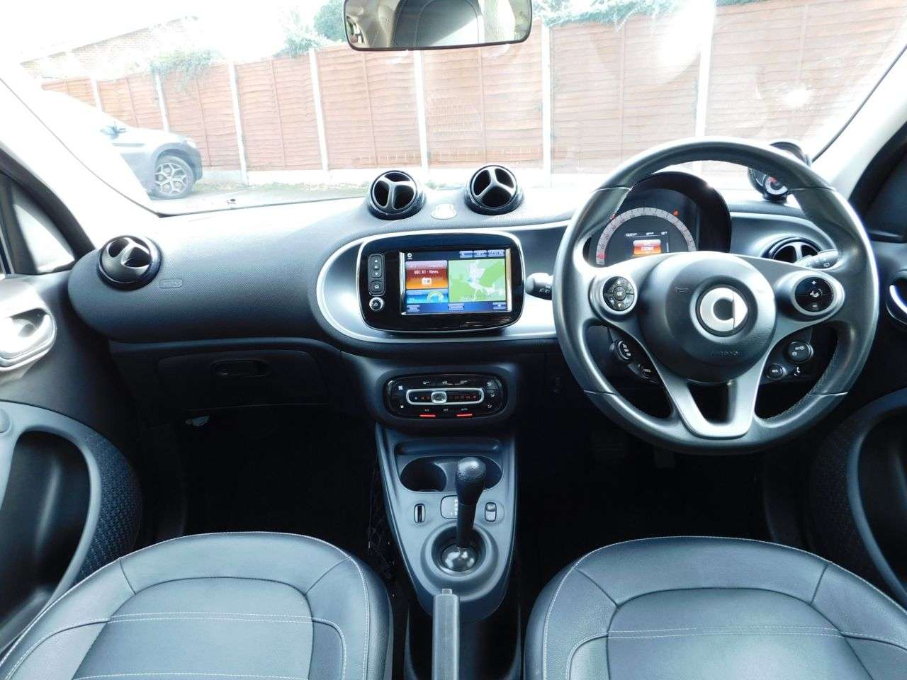 2018 SMART FORFOUR 2018 SMART FORFOUR