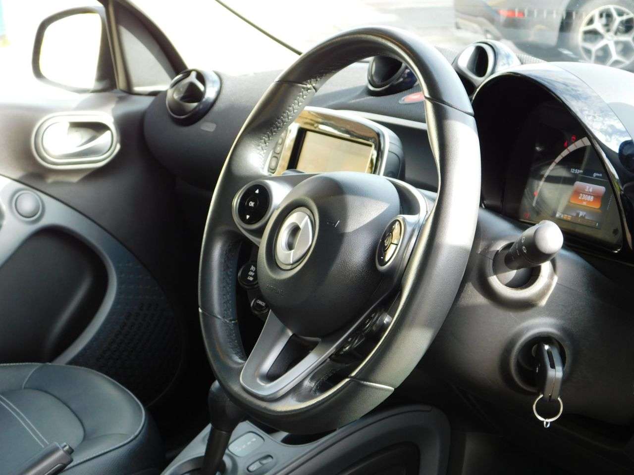 2018 SMART FORFOUR 2018 SMART FORFOUR