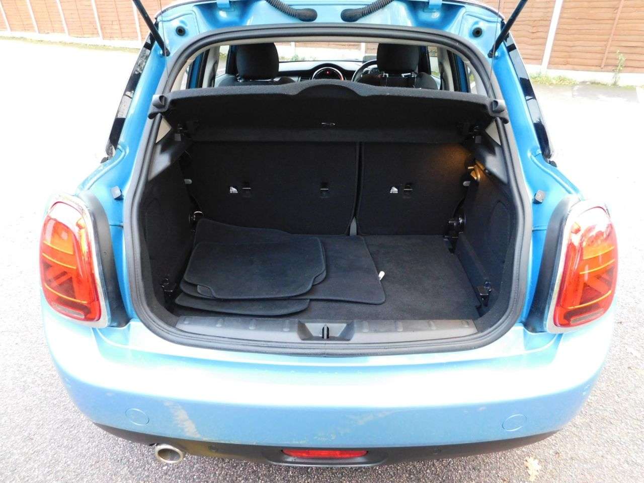 2018 MINI HATCH 2018 MINI HATCH