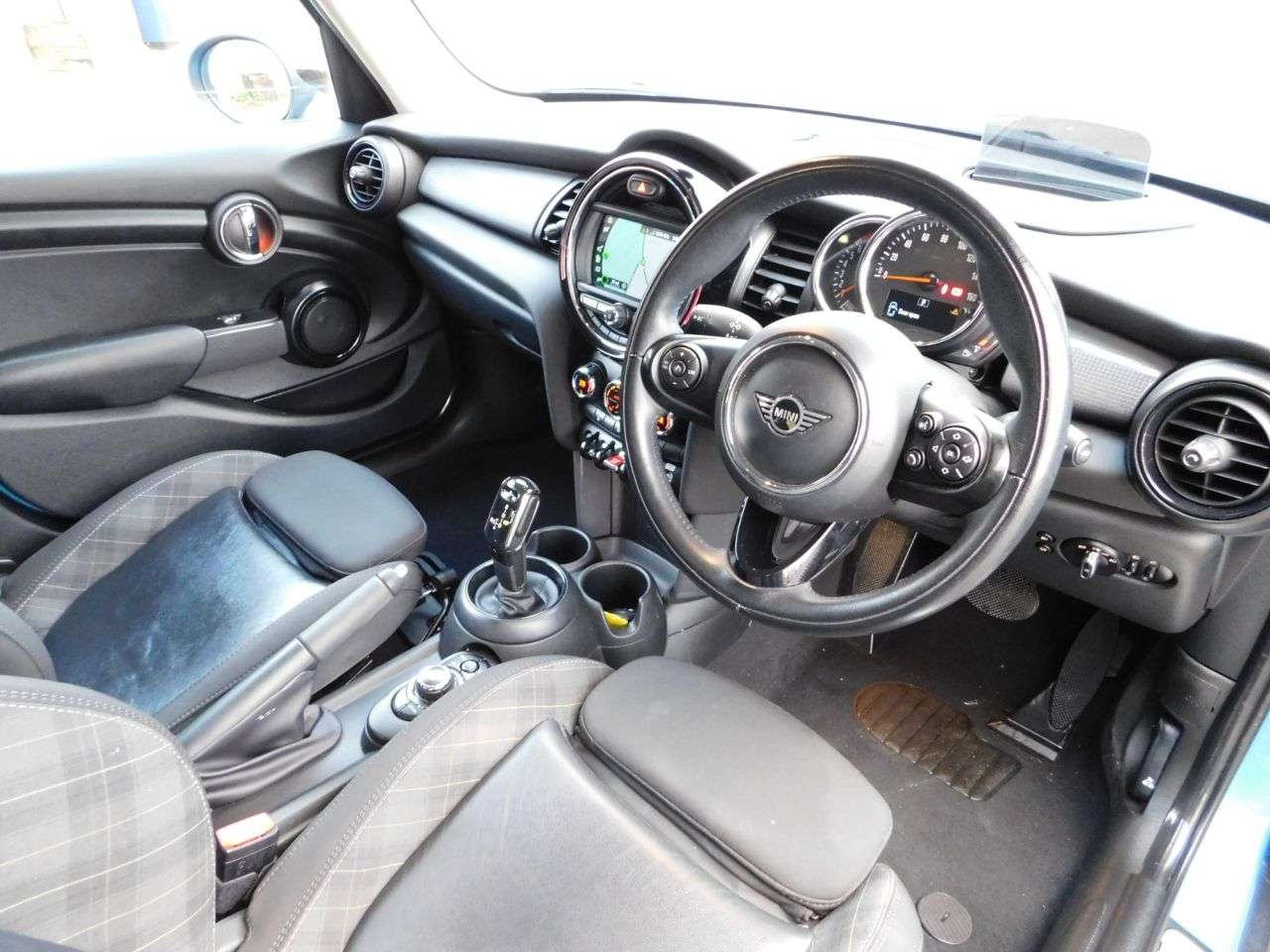 2018 MINI HATCH 2018 MINI HATCH