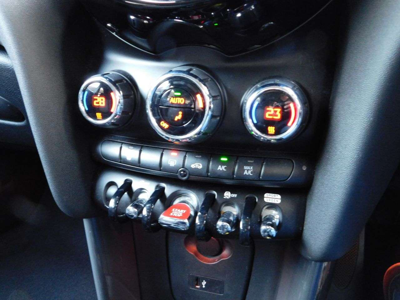 2018 MINI HATCH 2018 MINI HATCH