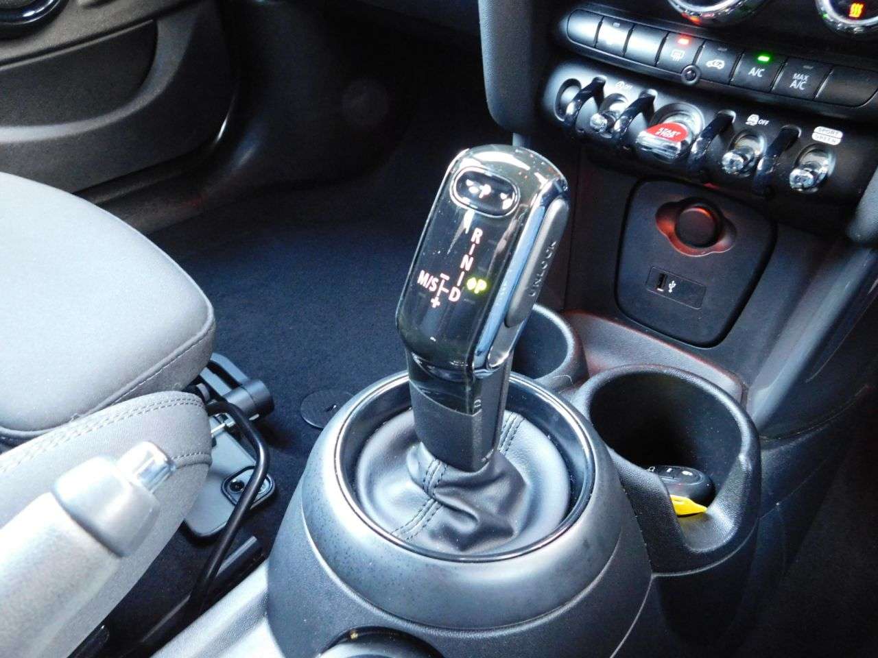 2018 MINI HATCH 2018 MINI HATCH