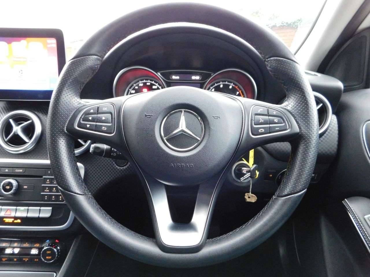 2016 MERCEDES-BENZ A-CLASS 2016 MERCEDES-BENZ A-CLASS