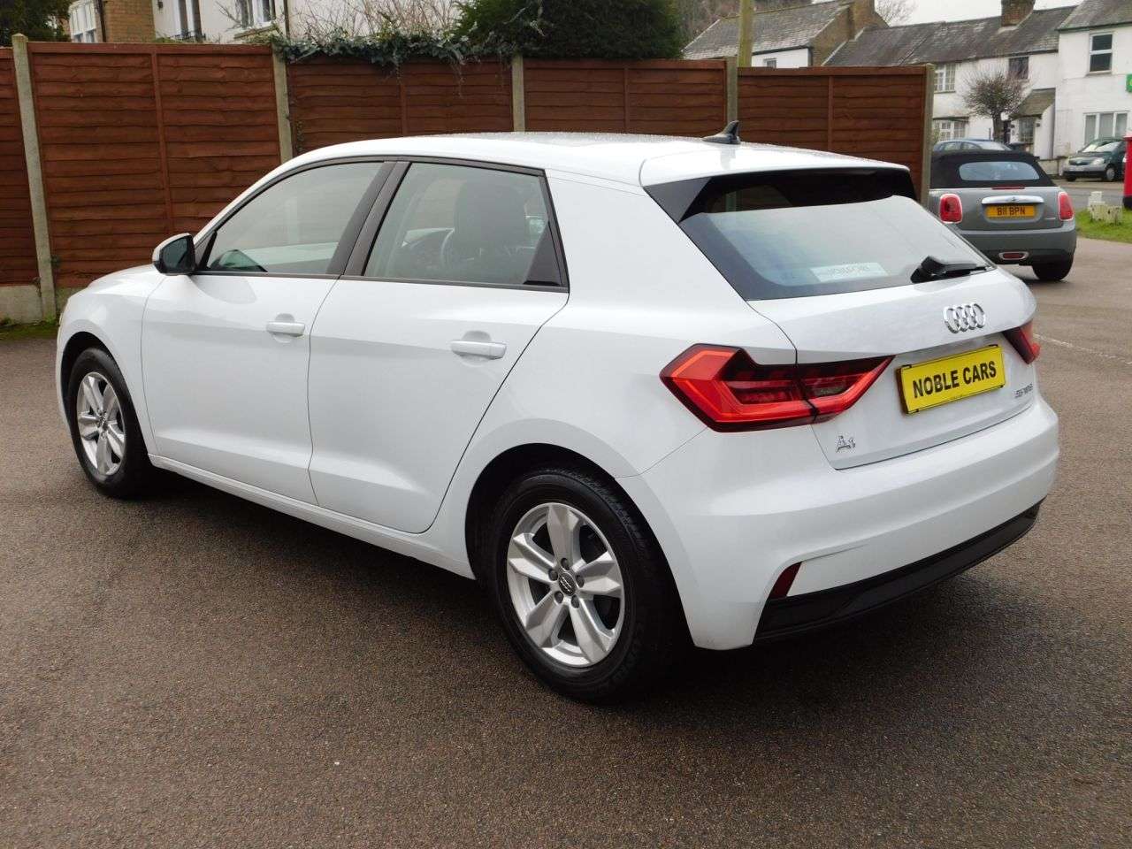2020 AUDI A1 2020 AUDI A1