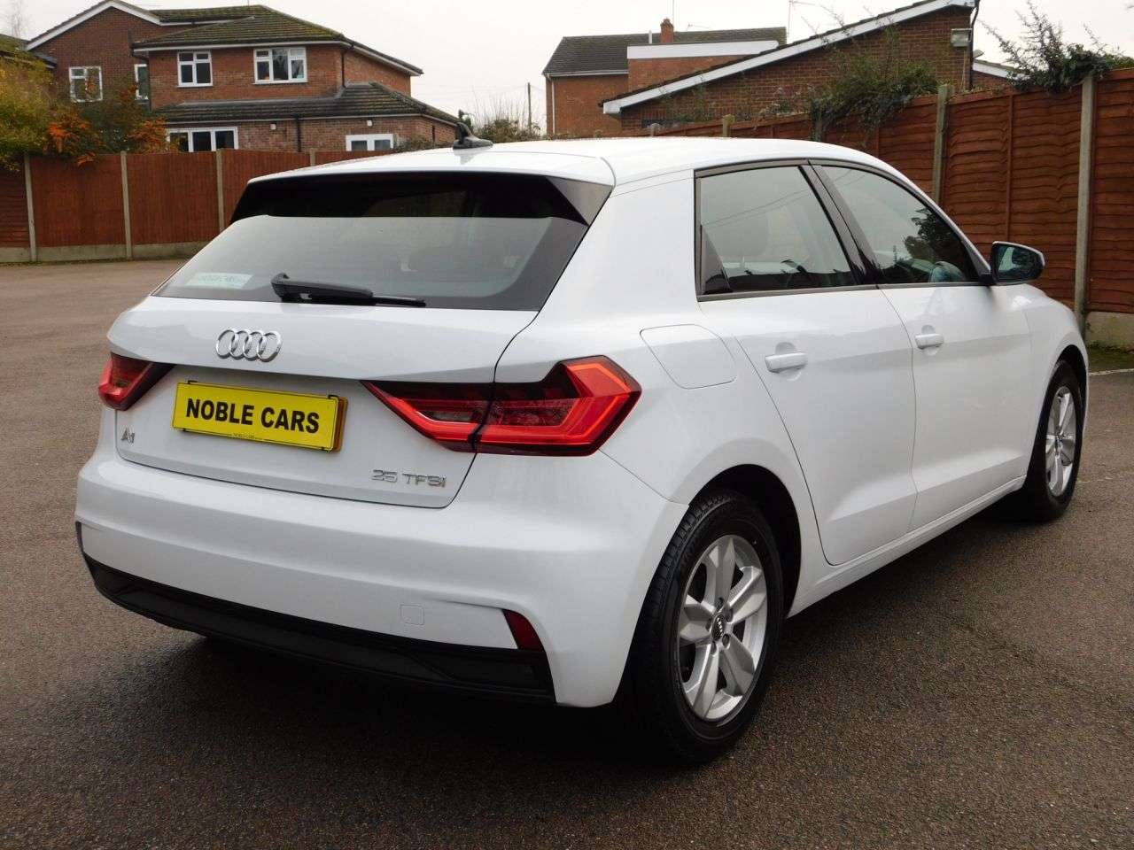 2020 AUDI A1 2020 AUDI A1