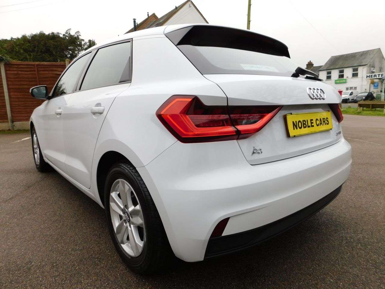2020 AUDI A1 2020 AUDI A1