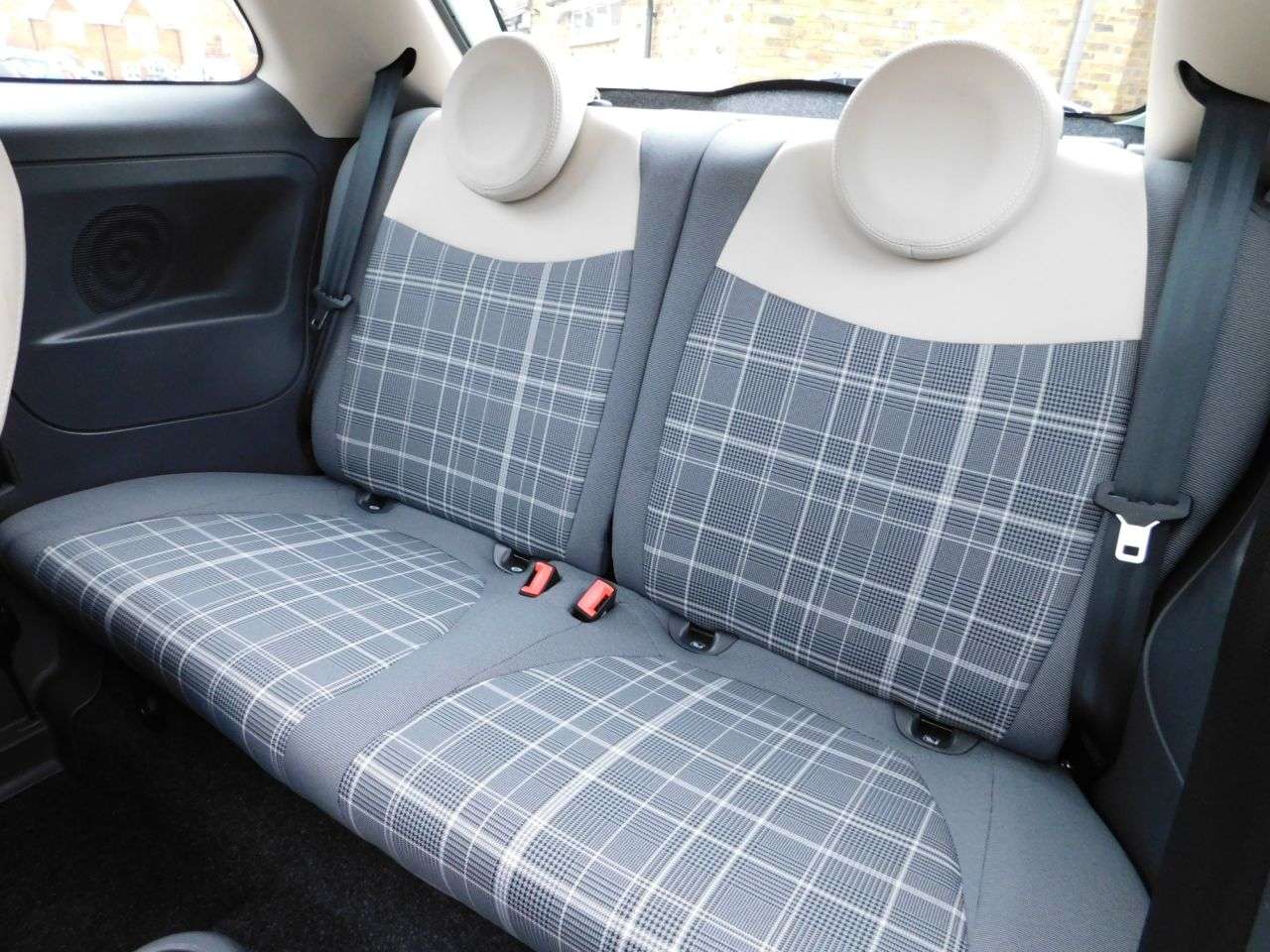 2017 FIAT 500 2017 FIAT 500