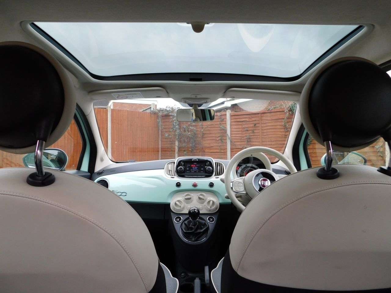 2017 FIAT 500 2017 FIAT 500