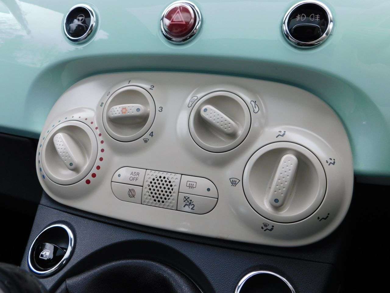 2017 FIAT 500 2017 FIAT 500