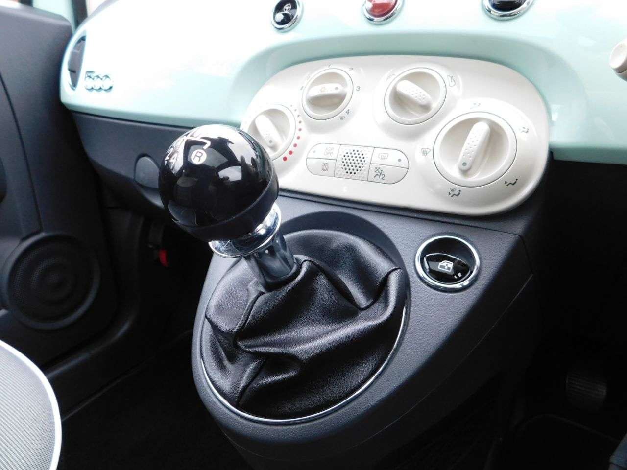 2017 FIAT 500 2017 FIAT 500