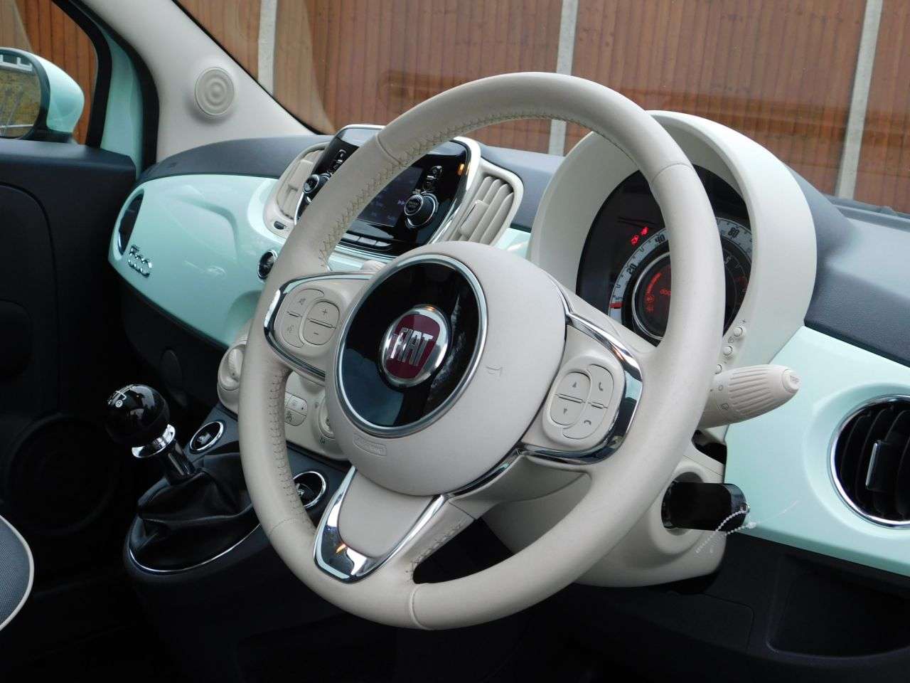 2017 FIAT 500 2017 FIAT 500