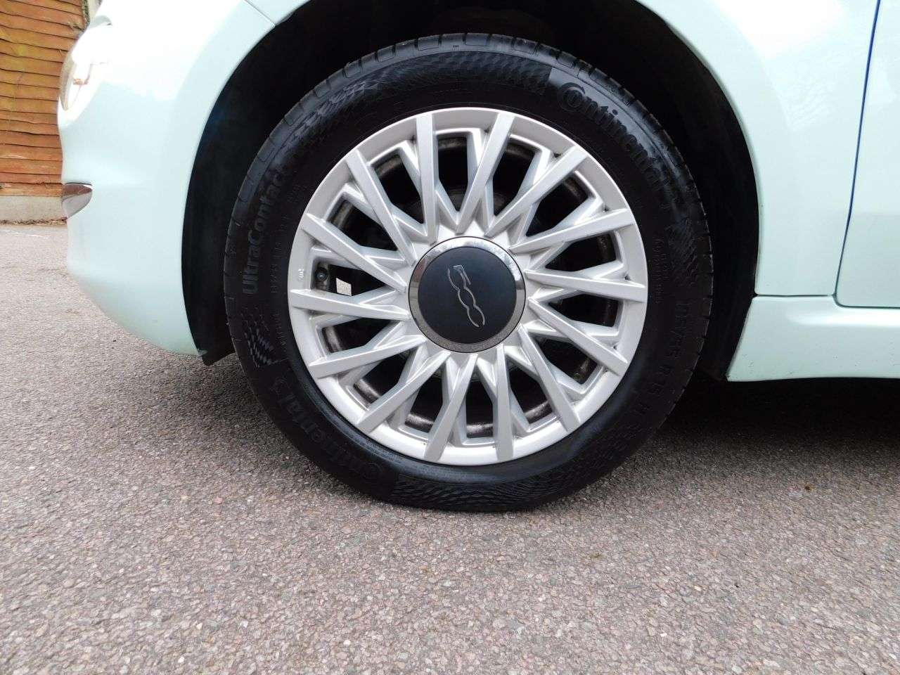 2017 FIAT 500 2017 FIAT 500