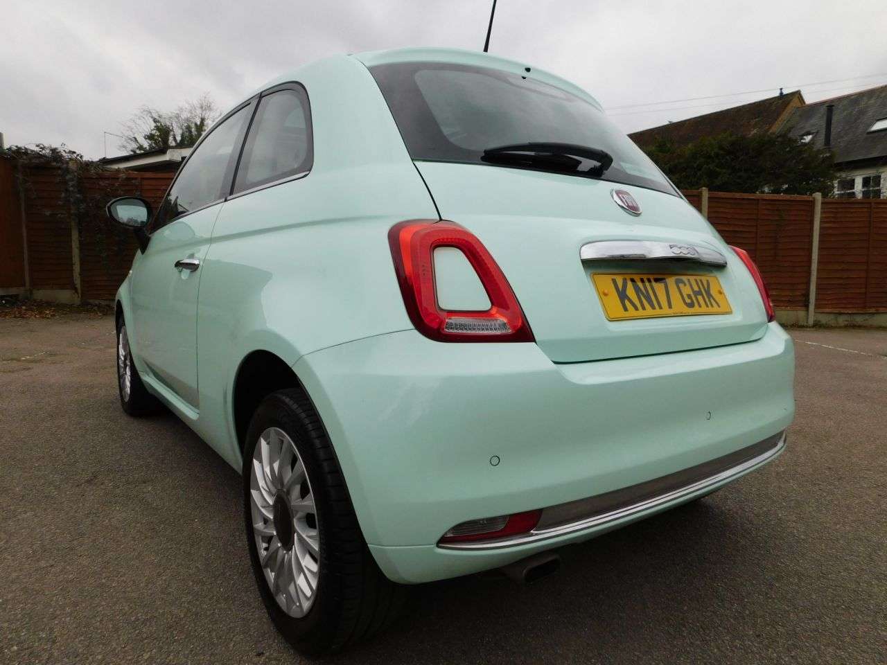 2017 FIAT 500 2017 FIAT 500