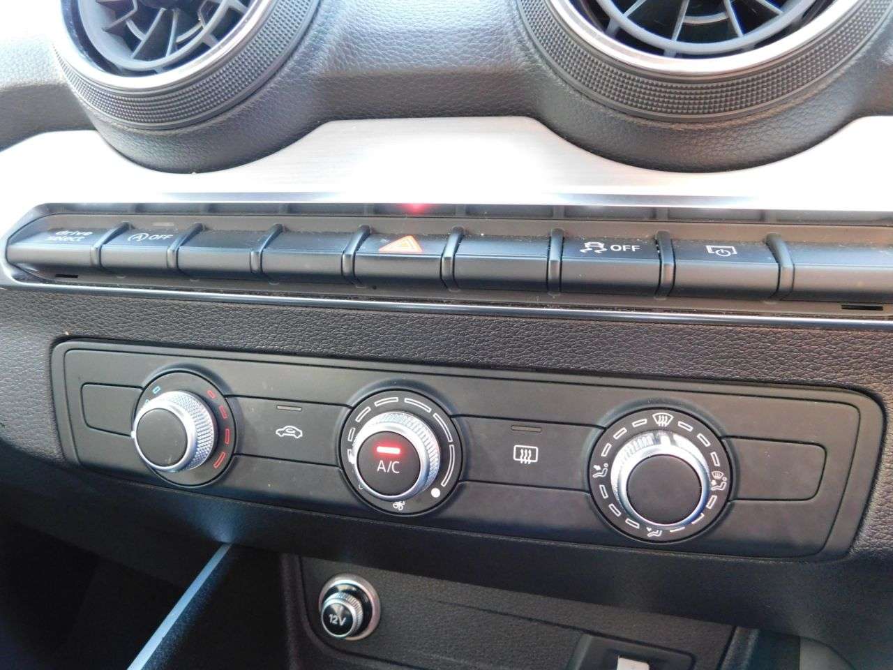 2018 AUDI Q2 2018 AUDI Q2