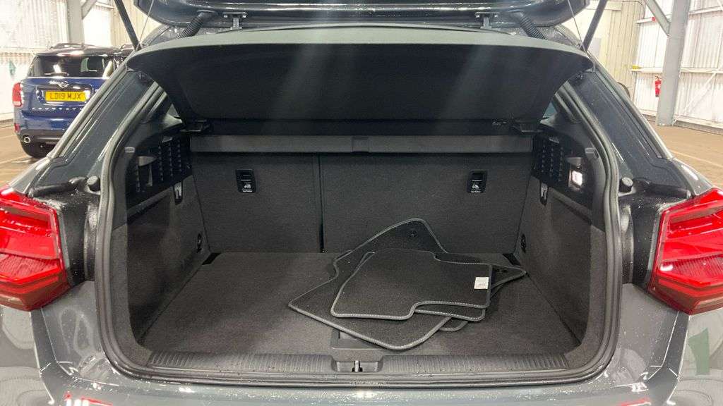 2017 AUDI Q2 2017 AUDI Q2