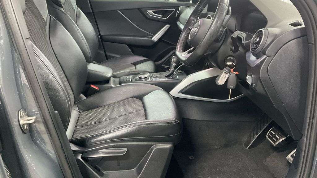 2017 AUDI Q2 2017 AUDI Q2