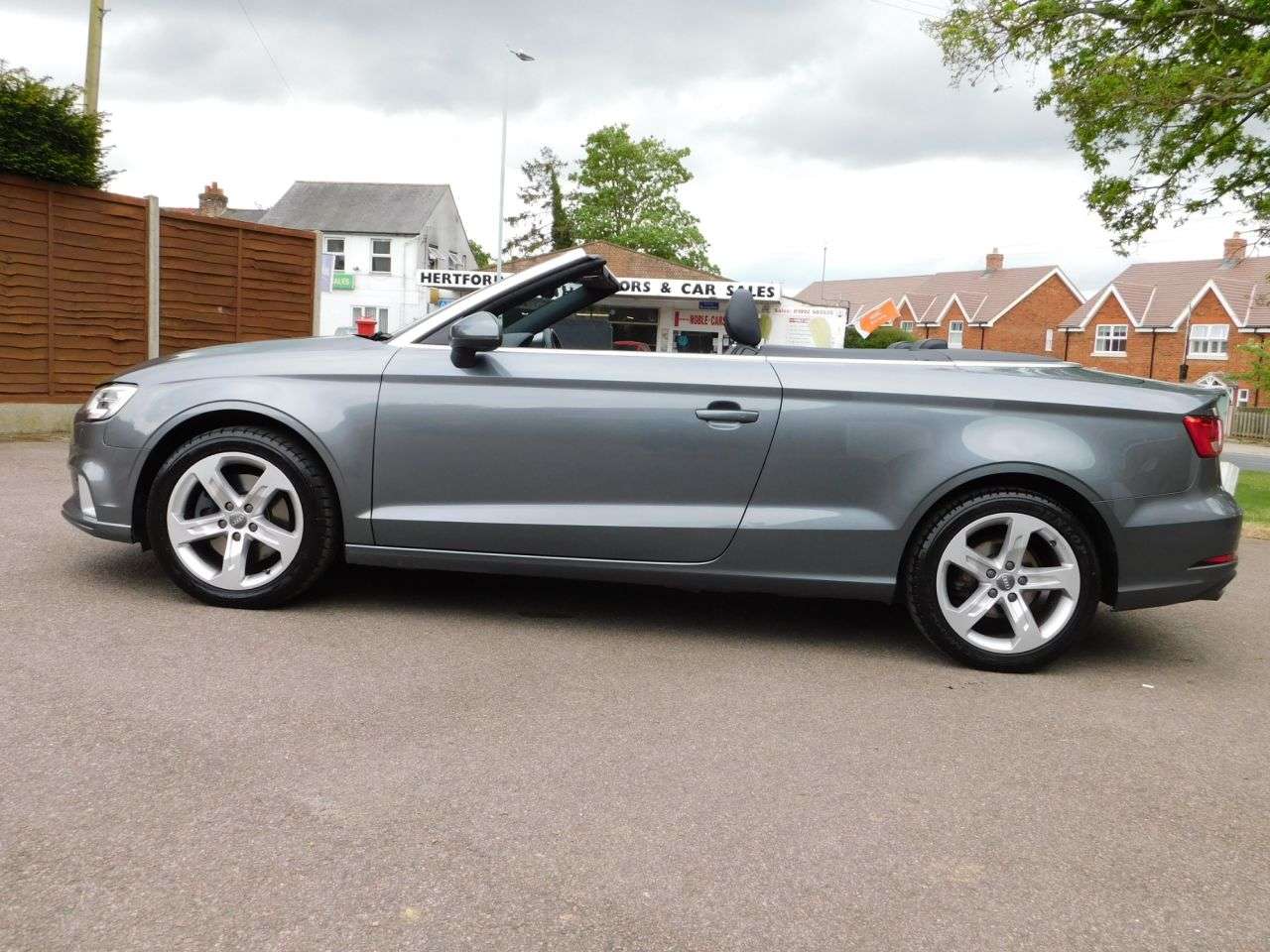 A 2017 AUDI A3 CABRIOLET 2.0 TFSI Sport Convertible 2dr Petrol S Tronic quattro Euro 6 (s/s) (190 ps A 2017 AUDI A3 CABRIOLET 2.0 TFSI Sport Convertible 2dr Petrol S Tronic quattro Euro 6 (s/s) (190 ps