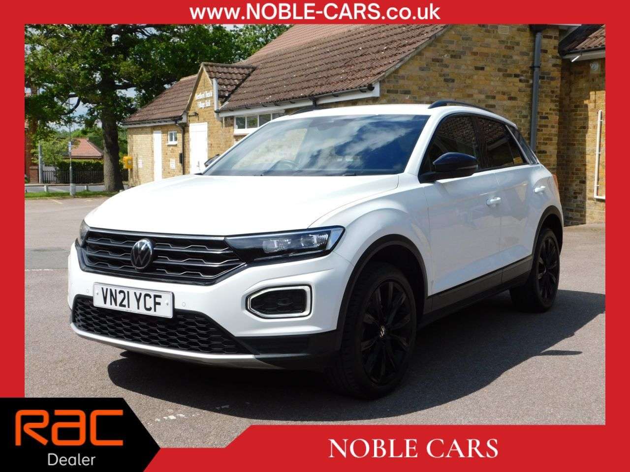 A 2021 VOLKSWAGEN T-ROC 1.5 TSI EVO Black Edition SUV 5dr Petrol Manual Euro 6 (s/s) (150 ps) A 2021 VOLKSWAGEN T-ROC 1.5 TSI EVO Black Edition SUV 5dr Petrol Manual Euro 6 (s/s) (150 ps)