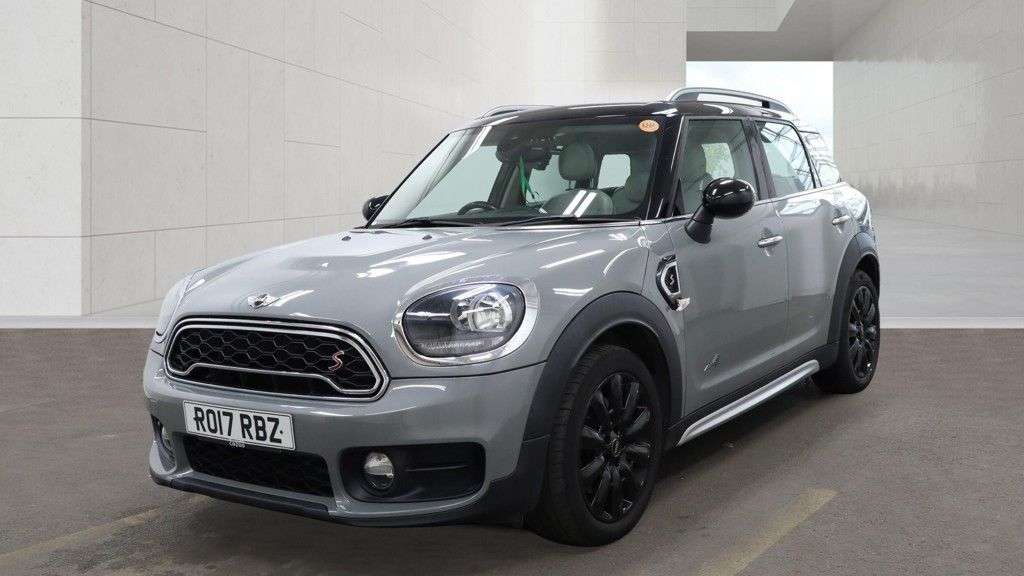 A 2017 MINI COUNTRYMAN 2.0 Cooper SD SUV 5dr Diesel Auto ALL4 Euro 6 (s/s) (190 ps) *£5,000 of EXT A 2017 MINI COUNTRYMAN 2.0 Cooper SD SUV 5dr Diesel Auto ALL4 Euro 6 (s/s) (190 ps) *£5,000 of EXT