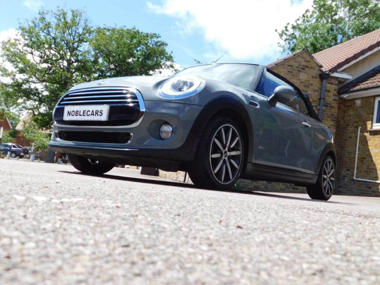 2016 MINI CONVERTIBLE 2016 MINI CONVERTIBLE