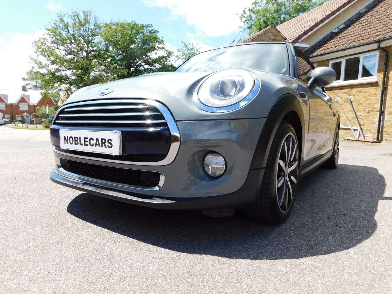 2016 MINI CONVERTIBLE 2016 MINI CONVERTIBLE