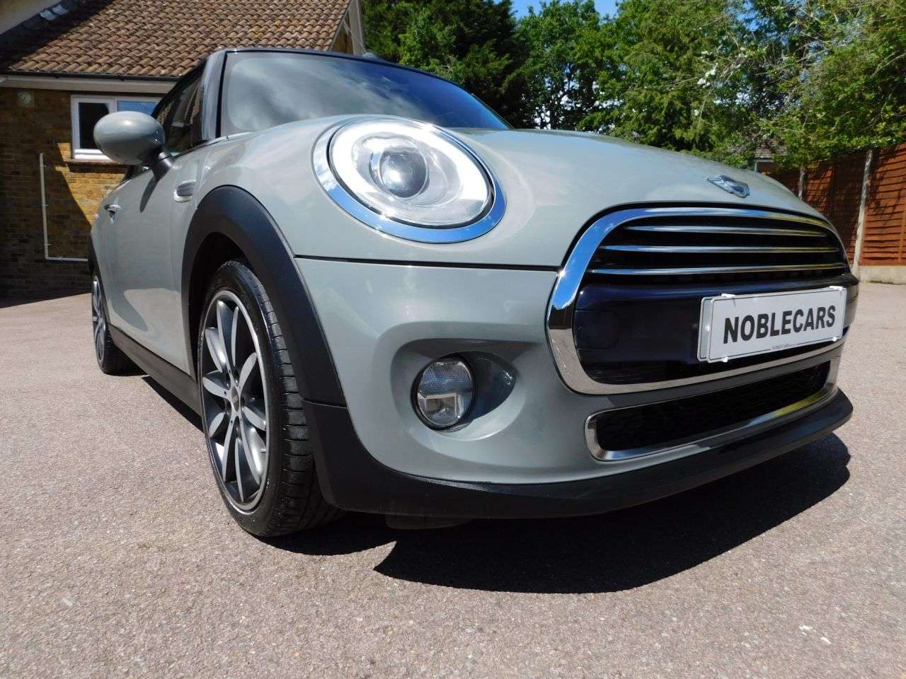 2016 MINI CONVERTIBLE 2016 MINI CONVERTIBLE
