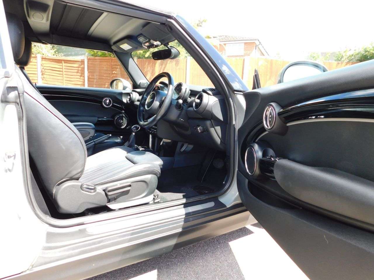 2016 MINI CONVERTIBLE 2016 MINI CONVERTIBLE