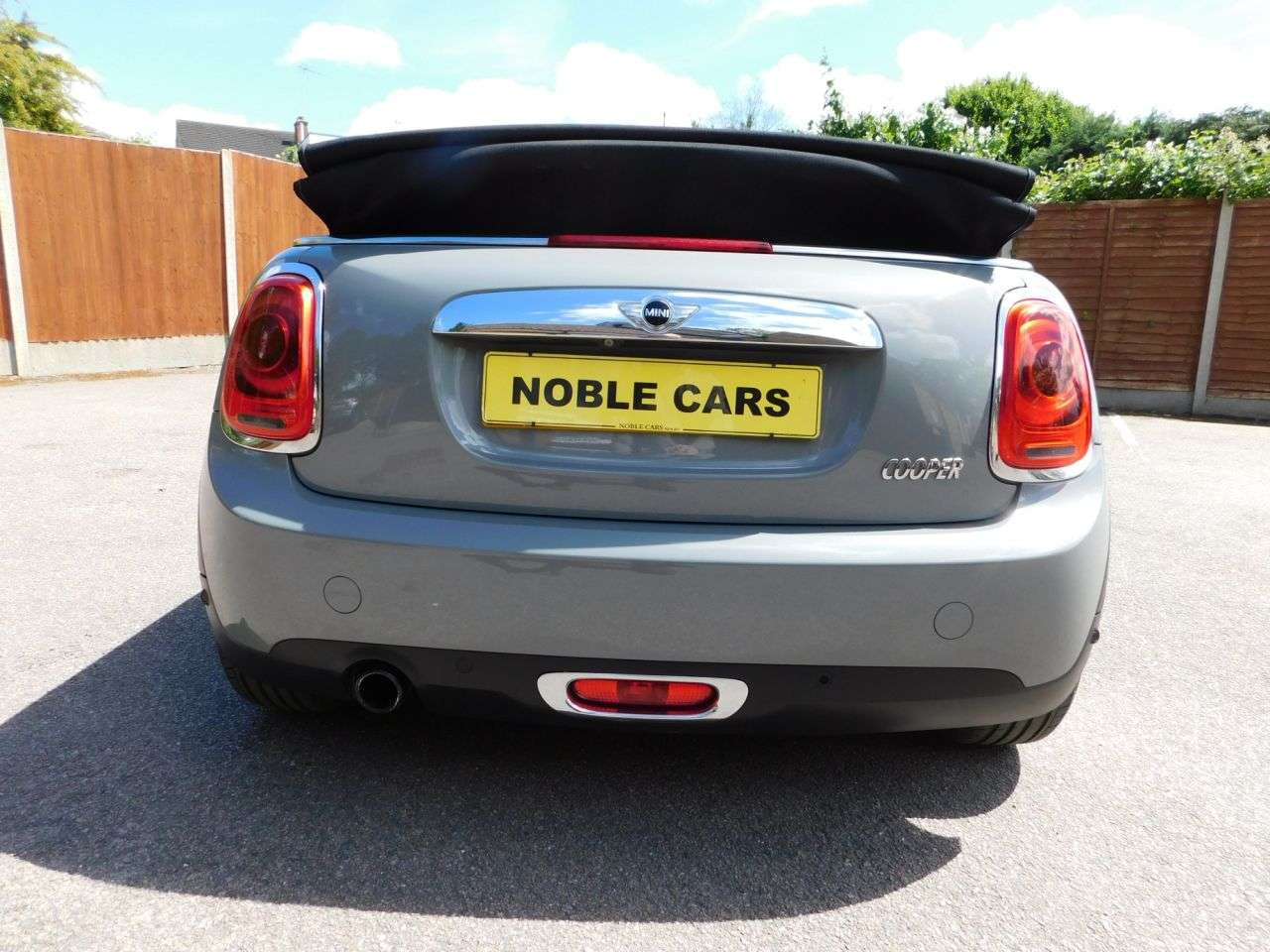 2016 MINI CONVERTIBLE 2016 MINI CONVERTIBLE