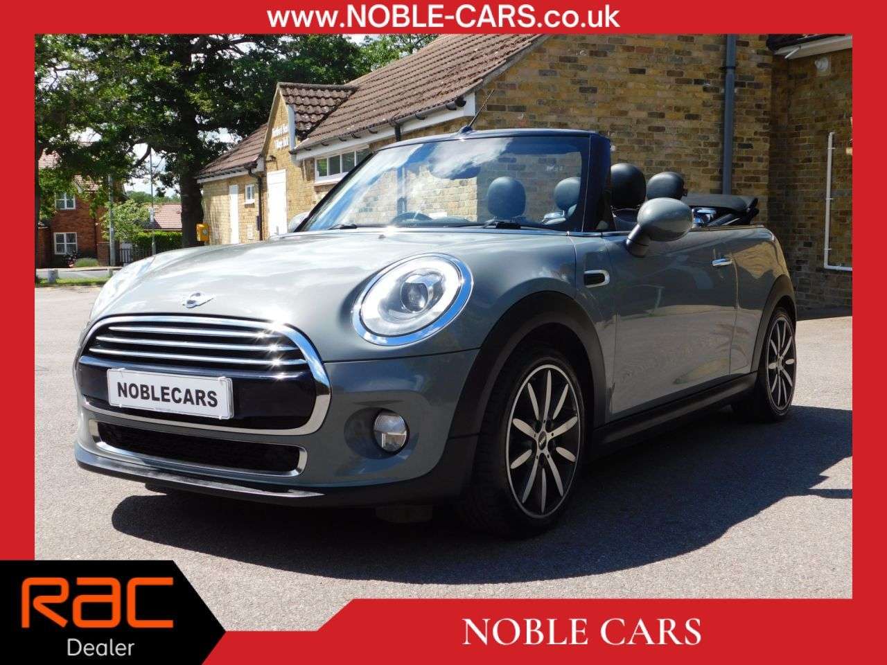 A 2016 MINI CONVERTIBLE 1.5 Cooper Convertible 2dr Petrol Auto Euro 6 (s/s) (136 ps) *FSH, ULEZ COM A 2016 MINI CONVERTIBLE 1.5 Cooper Convertible 2dr Petrol Auto Euro 6 (s/s) (136 ps) *FSH, ULEZ COM